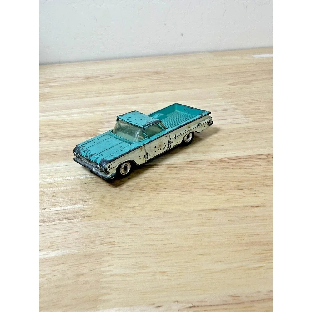 Dinky purchasing please